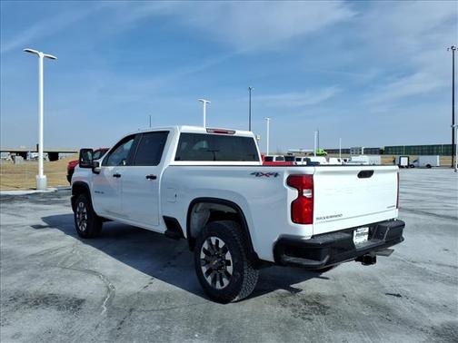 2026 Chevrolet Silverado 2500 Custom