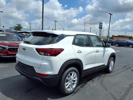 2026 Chevrolet Trailblazer LS