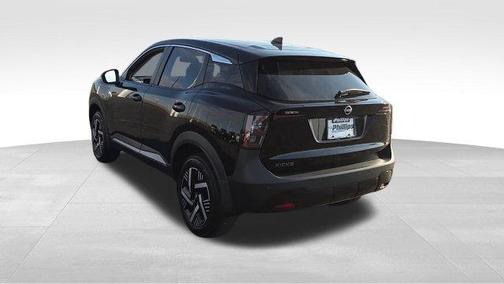 Super Black 2025 Nissan Kicks SV