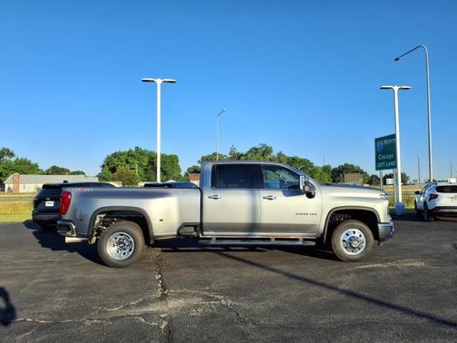 2025 Chevrolet Silverado 3500 LTZ