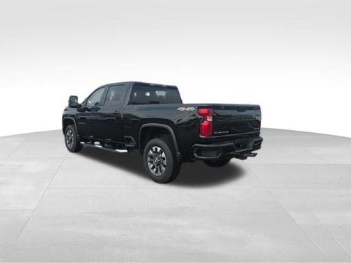Black 2023 Chevrolet Silverado 2500 Custom