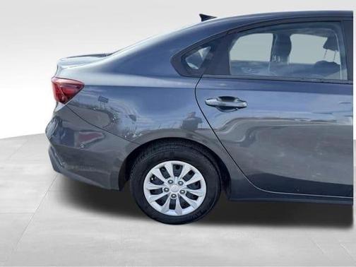 Gravity Gray 2024 Kia Forte LX