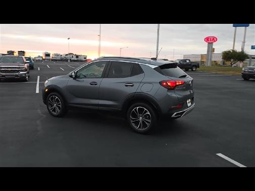 2022 Buick Encore GX Select