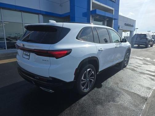 2025 Buick Enclave Sport Touring