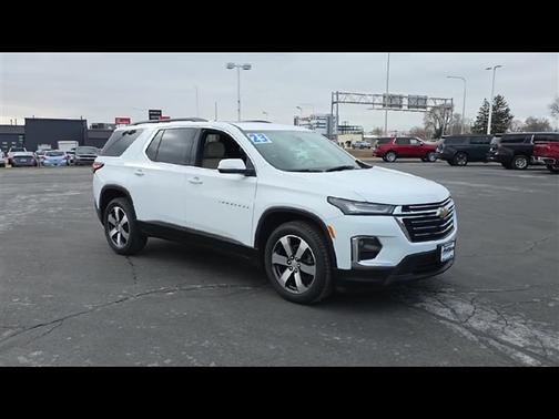 2023 Chevrolet Traverse LT Leather