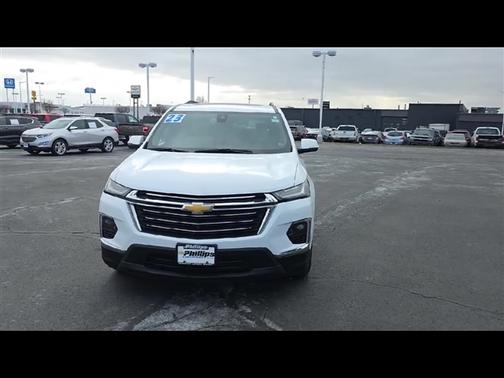 2023 Chevrolet Traverse LT Leather