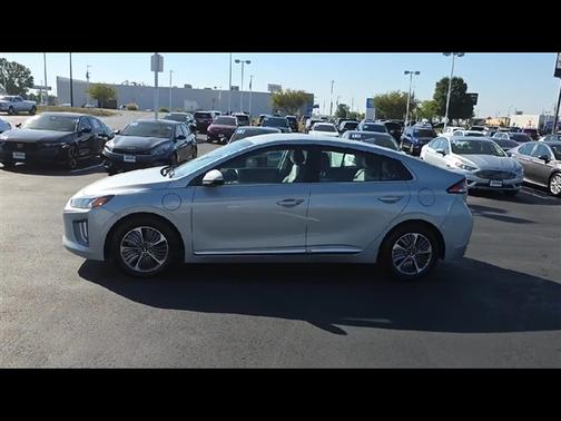 2021 Hyundai IONIQ Plug-In Hybrid SEL