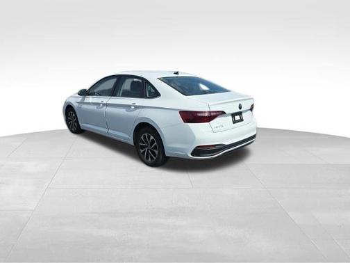 Pure White 2024 Volkswagen Jetta 1.5T S