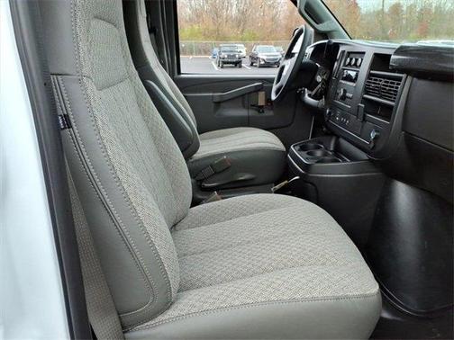 2025 Chevrolet Express 3500 Work Van