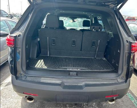 Mosaic Black Metallic 2023 Chevrolet Traverse LT Cloth