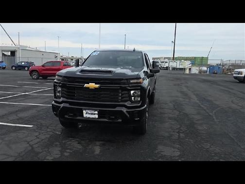 2025 Chevrolet Silverado 2500 Custom