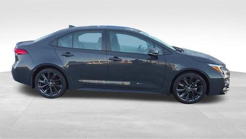 UNDERGROUND 2024 Toyota Corolla SE