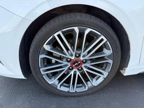 2022 Kia Forte GT