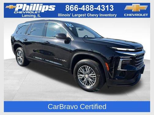 Mosaic Black Metallic 2025 Chevrolet Traverse LT