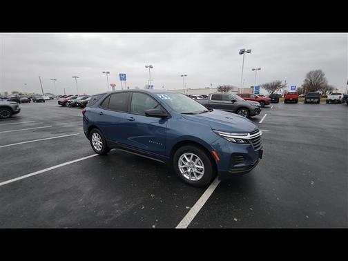 2024 Chevrolet Equinox LS