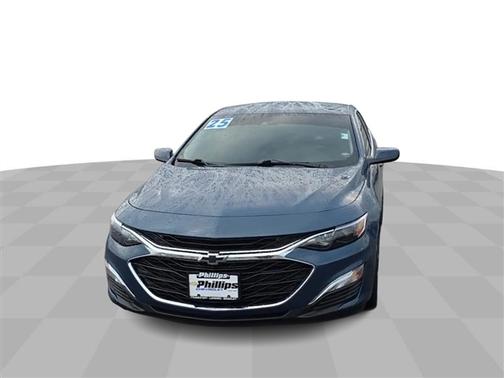 2025 Chevrolet Malibu RS