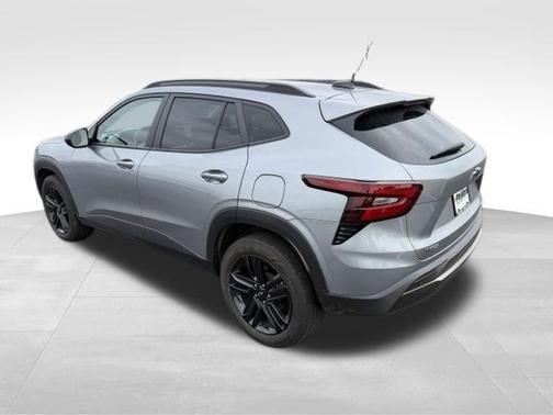 Sterling Gray Metallic 2024 Chevrolet Trax ACTIV