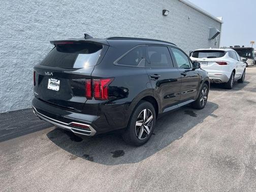 2023 Kia Sorento S