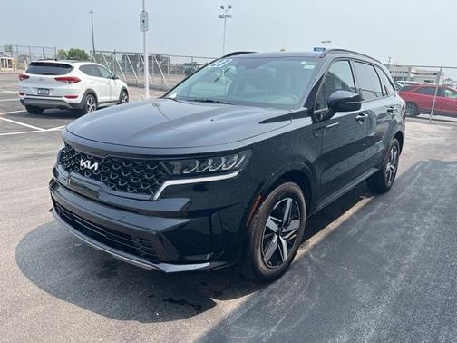 2023 Kia Sorento S