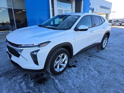 2024 Chevrolet Trax LS