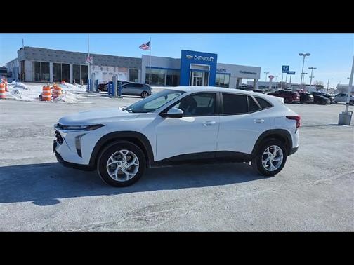 2024 Chevrolet Trax LS