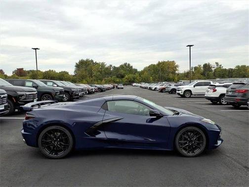 2026 Chevrolet Corvette Stingray w/2LT