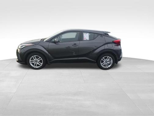 2021 Toyota C-HR LE