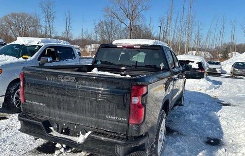 2023 Chevrolet Silverado 1500 Custom