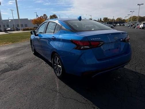 2023 Nissan Versa 1.6 SV