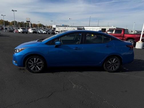 2023 Nissan Versa 1.6 SV