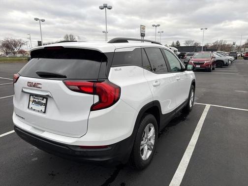 2021 GMC Terrain SLE