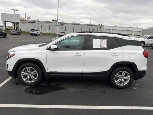 2021 GMC Terrain SLE