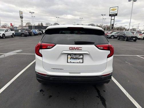 2021 GMC Terrain SLE