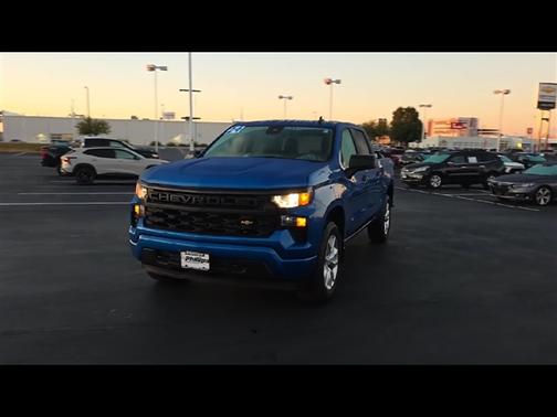 2024 Chevrolet Silverado 1500 Custom