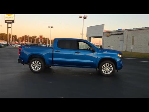 2024 Chevrolet Silverado 1500 Custom