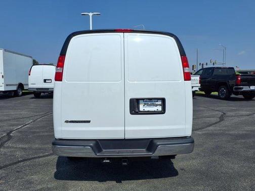 2025 Chevrolet Express 2500 Work Van