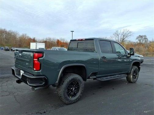 2026 Chevrolet Silverado 2500 ZR2