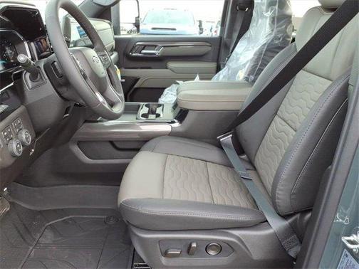 2026 Chevrolet Silverado 2500 ZR2