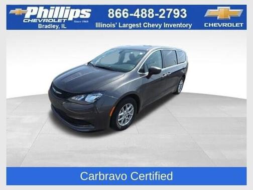 Granite Crystal Clearcoat Metallic 2022 Chrysler Voyager LX