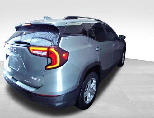 Sterling 2023 GMC Terrain SLE