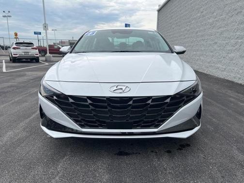 2023 Hyundai ELANTRA HEV Limited