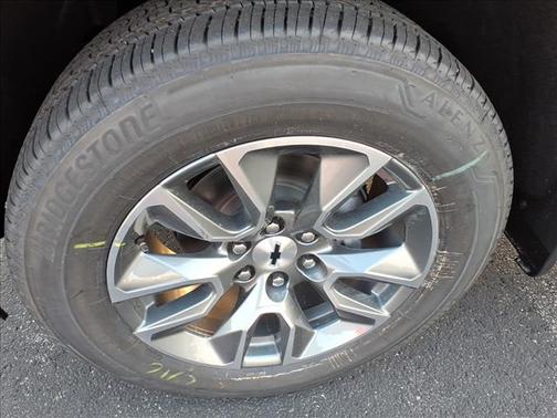 Summit White 2026 Chevrolet Silverado 1500 RST