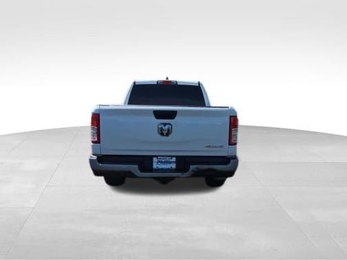 Bright White Clearcoat 2022 RAM 1500 Tradesman