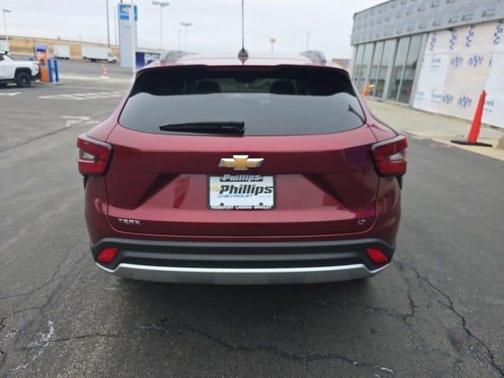 2024 Chevrolet Trax LT
