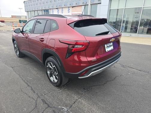 2024 Chevrolet Trax LT