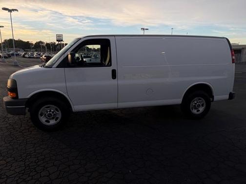 2014 GMC Savana 2500 Work Van