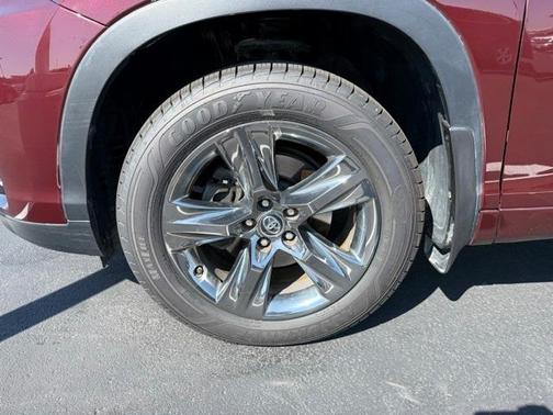 2019 Toyota Highlander Limited Platinum
