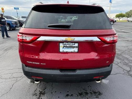 2021 Chevrolet Traverse LT Cloth