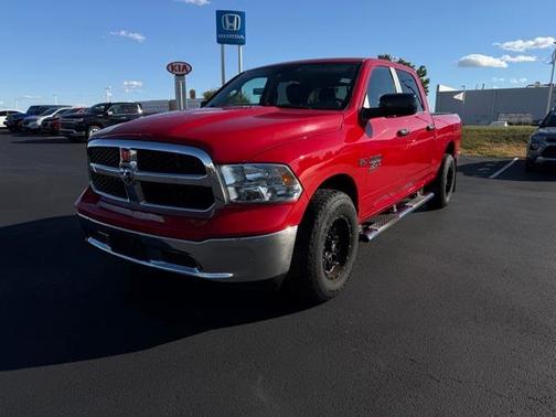 2019 RAM 1500 Classic SLT