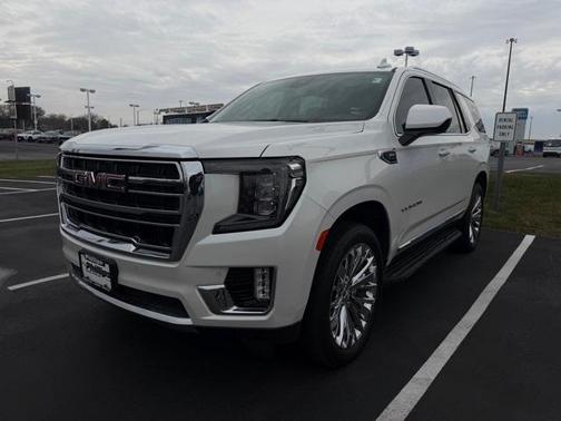 2023 GMC Yukon SLT